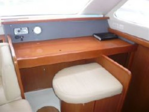 Used Sail Catamaran for Sale 2007 Leopard 46  Layout & Accommodations